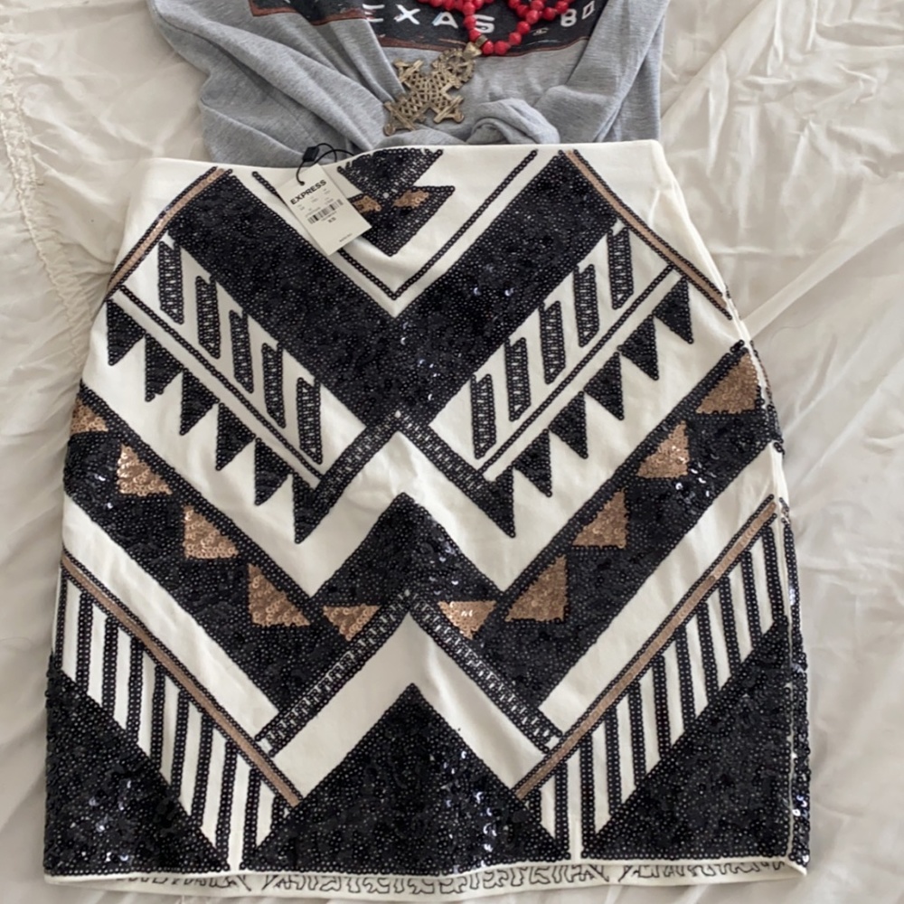 Express Sequin Skirt